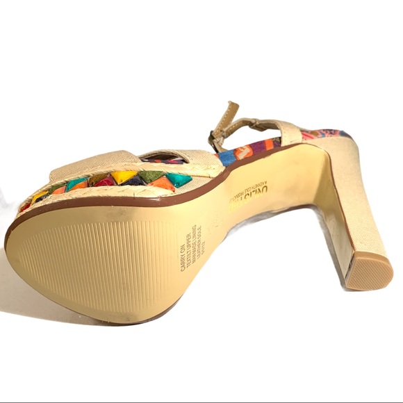 Kenneth Cole Studded Embellished Open Toe High Heel Ankle Strap Shoe Geometric - Picture 4 of 4